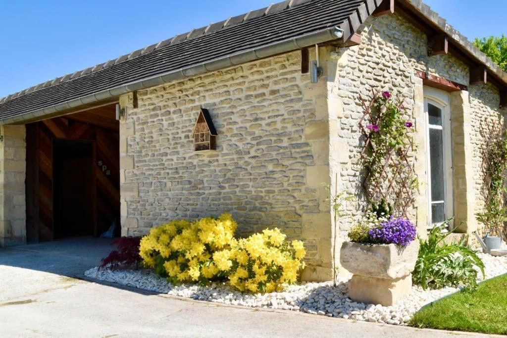 L'Ecurie Gourmande Bed & Breakfast Thaon Exterior foto